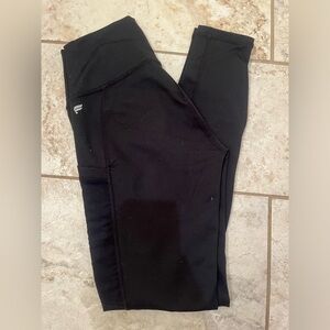 Fabletics Mila High-Waisted Pocket Legging